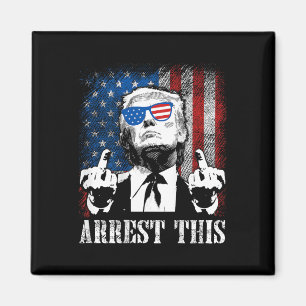 (auf der Rückseite) Verhaftung dieser Trump-Fahne Magnet