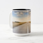 Auf der Straße Zweifarbige Tasse (Vorderseite Links)