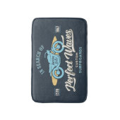 Auf der Suche nach perfektem Wellen-Plakat Badematte (Vorderseite Vertikal)