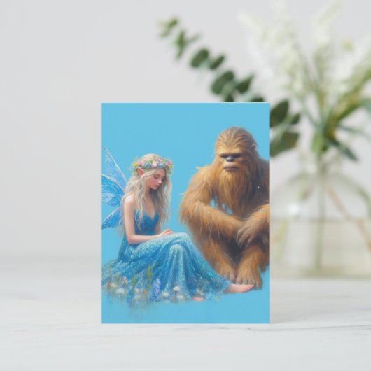 Auf der Wiese mit Sasquatch Postkarte (Stehend Vorderseite)
