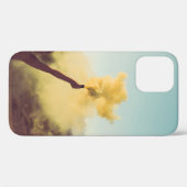 Auf der Wüste stehende Frau mit einer Flamme Case-Mate iPhone Hülle (Rückseite (Horizontal))