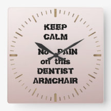 Auf diesem DENTIST-ARMCHAIR-Zahnarzt behalt Calm N