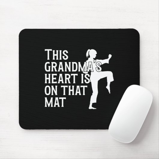Auf dieser Mat Karate Grandma Proud Karate Grandmo Mousepad (Mit Mouse)