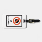 Auf Fahrbahnmarken Gepäckanhänger (Vorderseite horizontal)