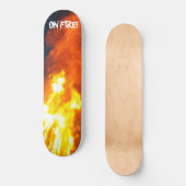 Auf Feuer-Skateboard Skateboard (Vorderseite)