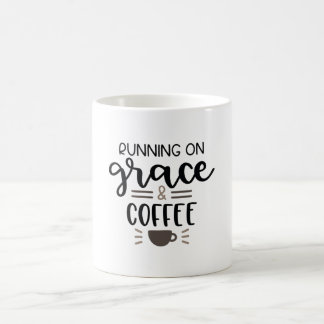 Auf Gnade und Kaffee laufen Kaffeetasse