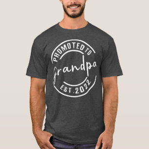 Auf Großvater 2022 verkündete Schwangerschaft T-Shirt