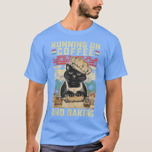Auf Kaffee und Backen Funny Cat Baker Pastor laufe T-Shirt