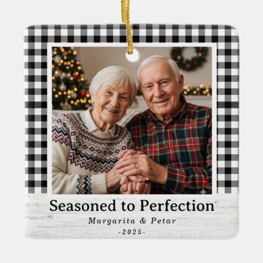 Auf Perfektion getestet - Großeltern-Foto Keramikornament (Vorderseite)