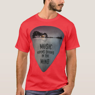 AUF RÜCKSEITE Plektrum Bedrückte Seen Reflections T-Shirt