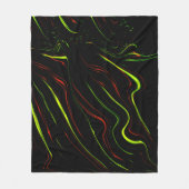 Auf schwarzem Fond zeigen sich die grünen und rote Fleecedecke (Vorderseite)