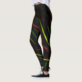 Auf schwarzem Fond zeigen sich die grünen und rote Leggings