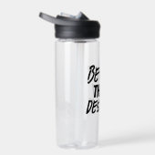 Auf unserer kostenlosen Schulden Trinkflasche (Rechts)