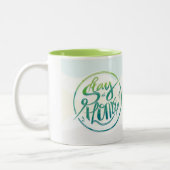 Auf Zuhause bleibe, typografische Textschrift Zweifarbige Tasse (Links)