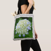 Aufblühende Blüte Tasche (Von Nahem)