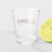 Aufblühender Genderfluider Stolz Schnapsglas (Rückseite)
