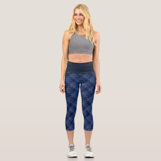 Auffälliges Muster der blauen Formen Capri Leggings