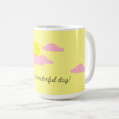 Aufgehende Sonne mit rosa Wolken: Gelb Kaffeetasse (VorderseiteRechts)