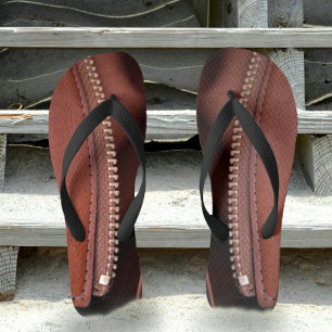 Aufgeknöpftes Leder Badesandalen