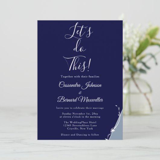 Aufgeregt Blaue weiße Typografie Minimal Wedding I Einladung (Stehend Vorderseite)