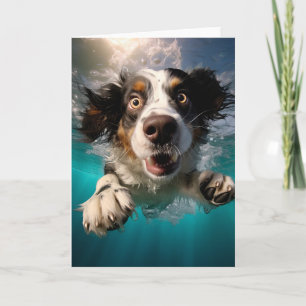Aufgeregter Hund Schwimmt Unterwasser Design Karte