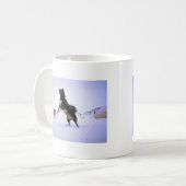 Aufgeregter Schlittenhund Kaffeetasse (Vorderseite Links)