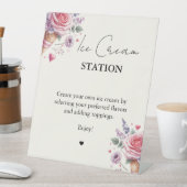 Aufgerückte rosafarbene Bar des modernen Brautpart Sockelschild (In Situ)