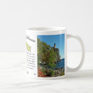 Aufgeteilter Felsen-Leuchtturm-100. Kaffeetasse
