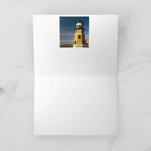 Aufgeteilter Felsen-Leuchtturm im Fall Karte (Innenseite)