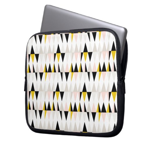 Aufgeteiltes geometrisches Dreieck-Muster Laptopschutzhülle (Vorderseite Links)