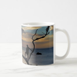 Aufpassen des Sonnenuntergangs Kaffeetasse