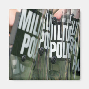 Aufstand-Kontrollenbildung Magnet