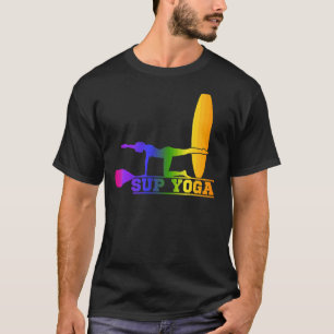 Aufstehen mit einer Yoga-Pose T-Shirt