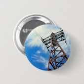Aufwärts Ansicht diagonal zur Powerlinie und -mast Button (Vorne & Hinten)