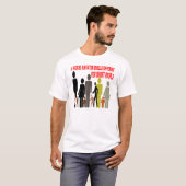 Aufzüge riechen für KURZE Menschen anders. T-Shirt (Vorne ganz)
