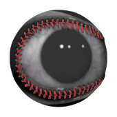 Auge auf dem Baseball (Vorderseite Links)