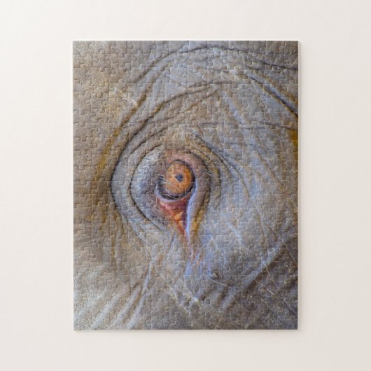 Auge des Elefanten. Puzzle (Vertikal)