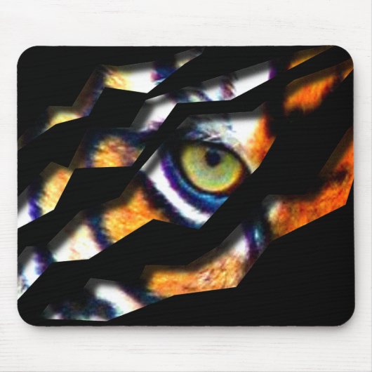 Auge des Tigerreißs durch Mousepad (Vorne)