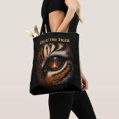 Auge des Tigers Tasche (Von Nahem)