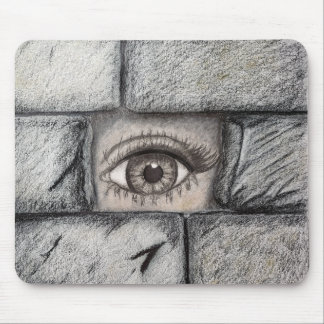 "Auge hinter der Mauer" Mousepad