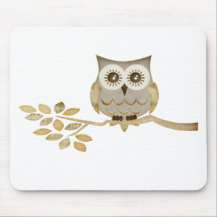 Augenen-Eule im Baum Mousepad
