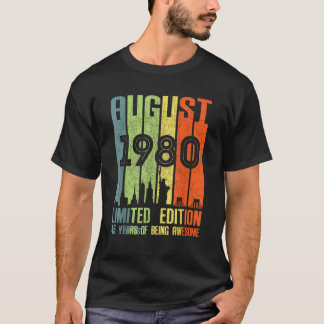 August 1980 45 Geburtstag 45 Jahre alt 1980 Geburt T-Shirt