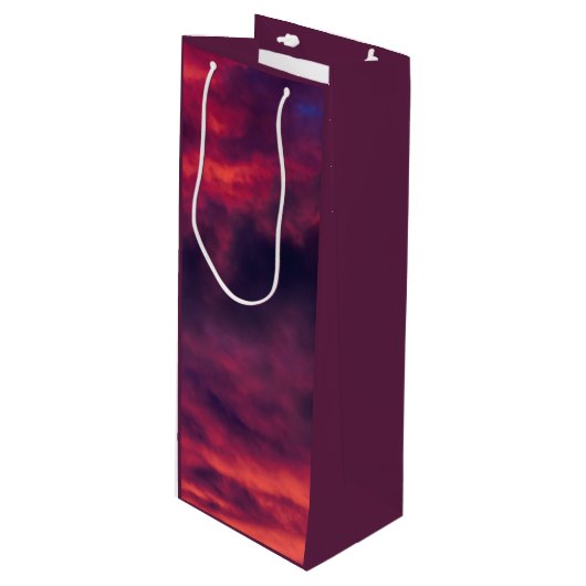 August rot geschenktüte für weinflaschen (Vorderseite Schrägansicht)