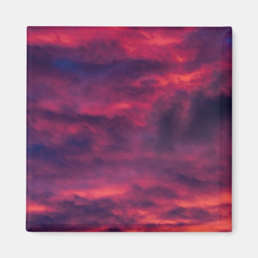 August rot magnet (Vorne)