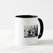 Auguste Rodin in seinem Paris-Studio Tasse (VorderseiteRechts)