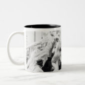 Auguste Rodin in seinem Paris-Studio Zweifarbige Tasse (Links)