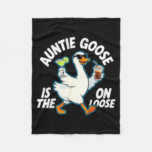 Auntie Goose On The Loose Funny Drinking Gift Fleecedecke (Vorderseite)