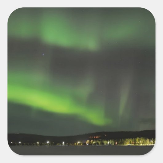 Aurora borealis im Himmelsaufkleber Quadratischer Aufkleber (Vorderseite)