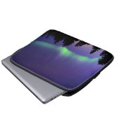 Aurora Borealis & Trees | Manitoba, Kanada Laptopschutzhülle (Vorne Knopf)