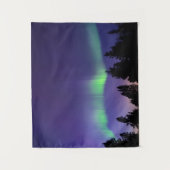 Aurora Borealis & Trees | Manitoba, Kanada Wandteppich (Vorderseite)